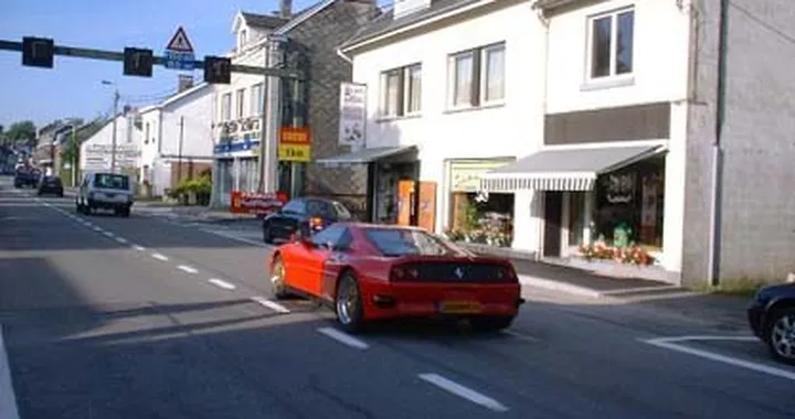 Esclusività all'ennesima potenza: possedere uno dei prototipi della Ferrari Enzo