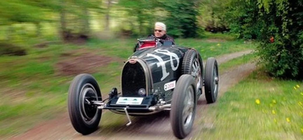 L'araba fenice: Bugatti Tipo 43