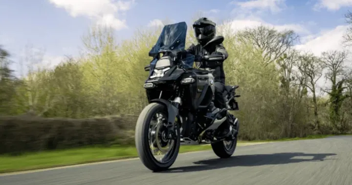 BMW R1300 GS Adventure Dark Edition: la GS esclusiva per la Francia