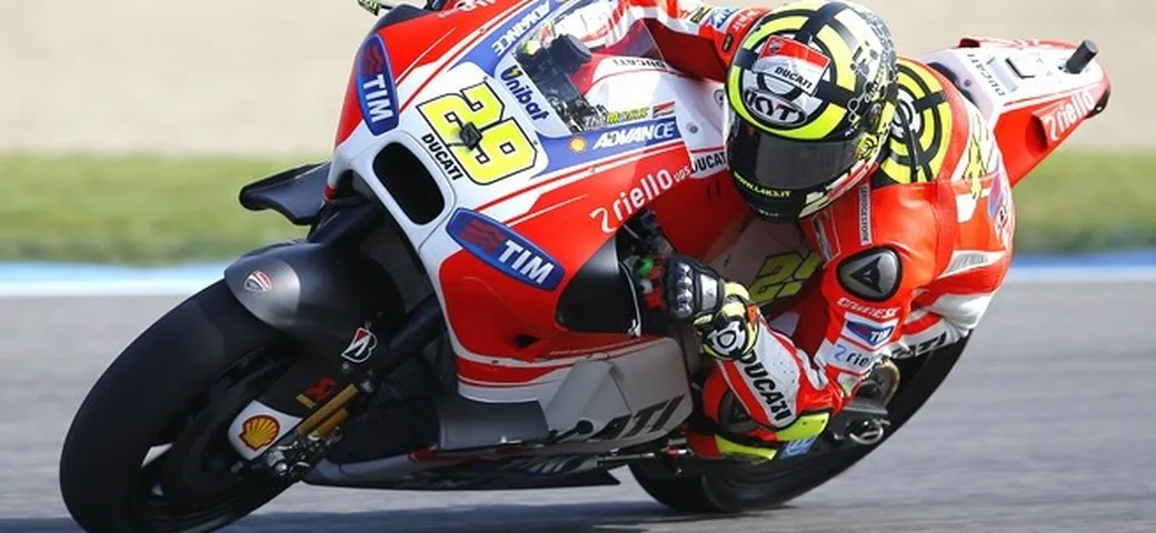 MotoGP Indy, Iannone 7° in griglia: 