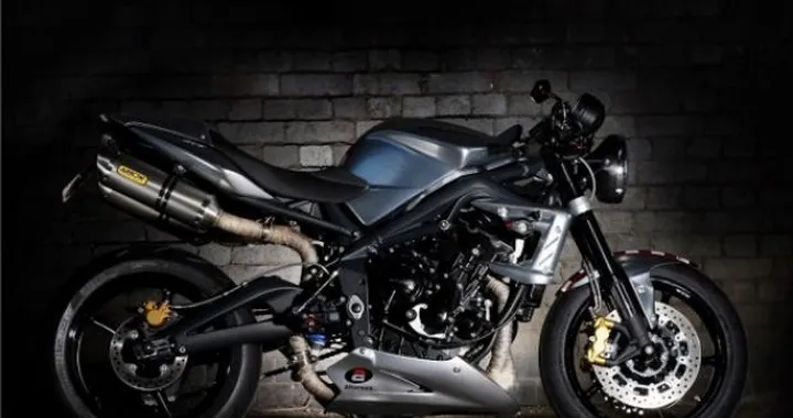Triumph Street Triple "Ace 675CR" Limited Edition