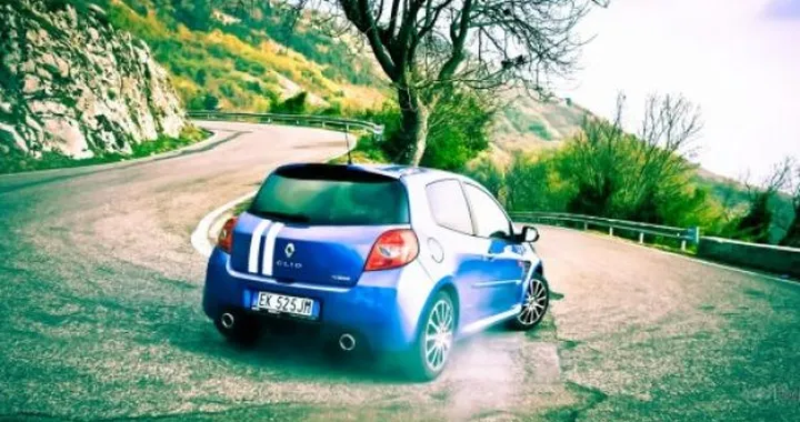 Renault Clio 2.0 RS Gordini: il video test in pista e la prova al banco potenza