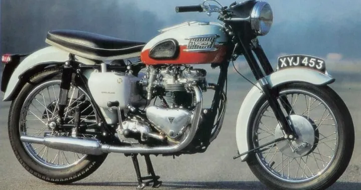 Triumph Hinckley Classic Programme: offerta per le moto vintage