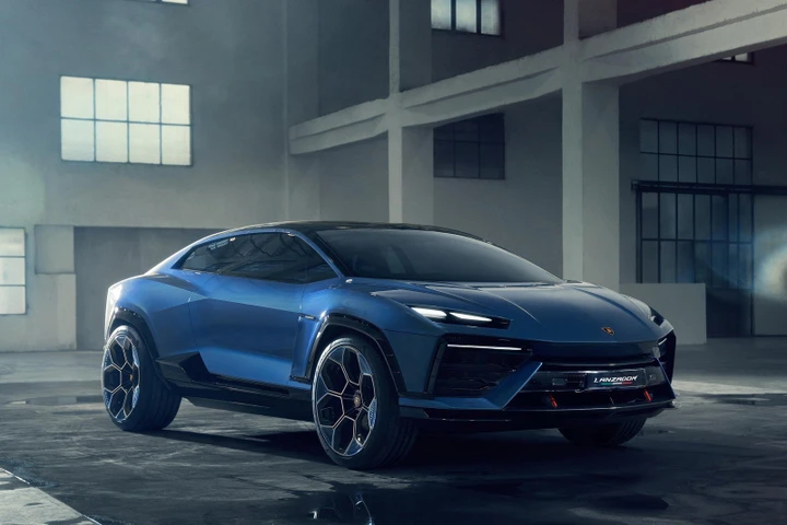 Lamborghini Lanzador inaugura l'era elettrica del Toro