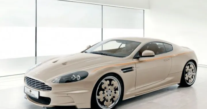 Graf Weckerle Aston Martin DBS Imperialwagen