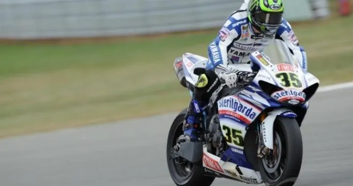 WSBK: Cal Crutchlow accusa Yamaha di spendere pochi soldi nello sviluppo, mentre a Iwata lo vogliono già su una MotoGP