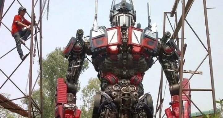 Optimus Prime: in Thailandia è realizzato con componenti di automobili