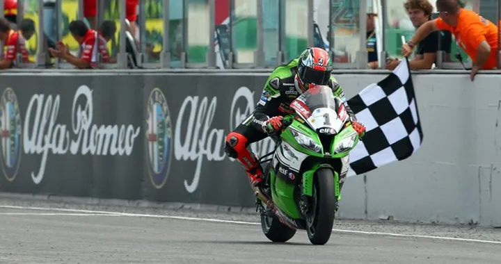 SBK Misano, Pagelle: Sykes, chi lo ferma? Melandri da podio. Giugliano da … ride-through