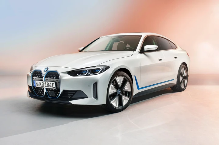 BMW i4: al Salone di Shanghai svelata la M Sport