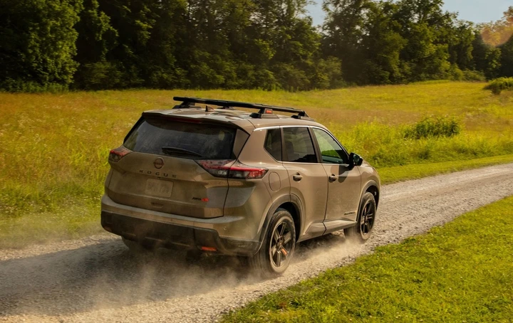 Nissan Rogue Rock Creek motore