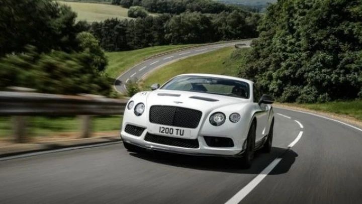 Bentley Continental GT3-R in video