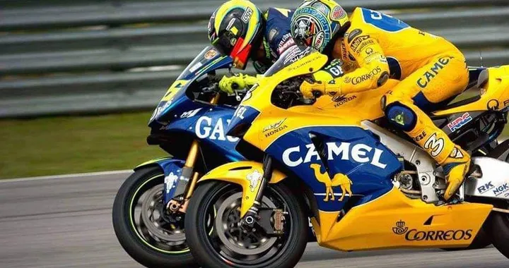 Valentino Rossi, 15 anni fa il capolavoro di Welkom: rivivi il GP del Sudafrica 2004