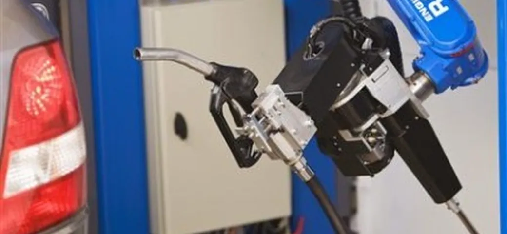 Dall'Olanda TankPitStop, il robot benzinaio