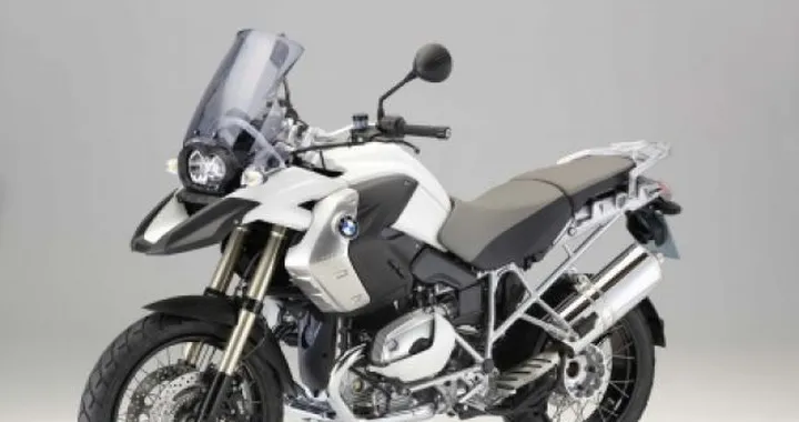 BMW R 1200 GS con pacchetto Alpine White Version