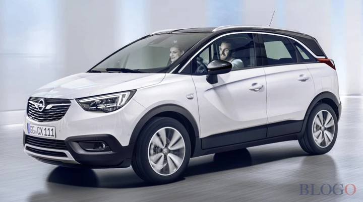 Opel Crossland X: foto e video dell'erede della Meriva