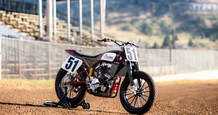 Debutto sfortunato per la Indian FTR750