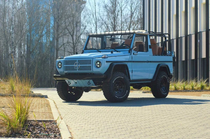 Mercedes-Benz Wolf 250GD: il restomod della 4x4 cabrio