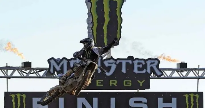 Motocross: grande doppietta italiana in Brasile con Philippaerts primo e Cairoli secondo