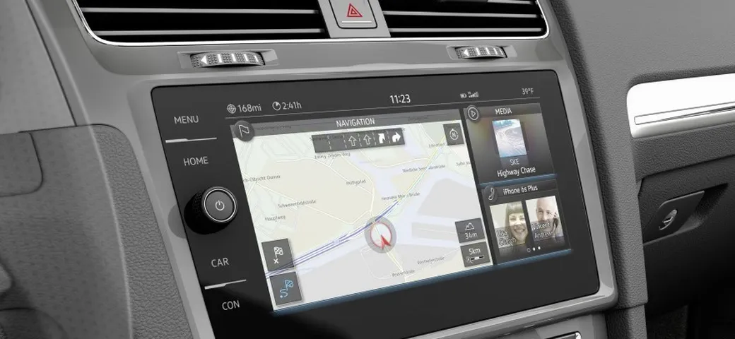CES 2016: Volkswagen e-Golf Touch