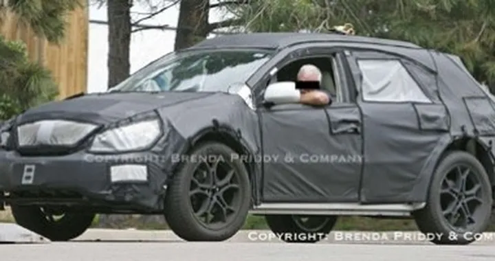 Lexus JX: nuova crossover in arrivo?