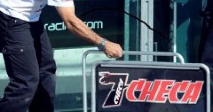 Checa-Ducati, festa iridata con "doppietta". Biaggi-Aprilia, addio (o arrivederci?) al N° 1