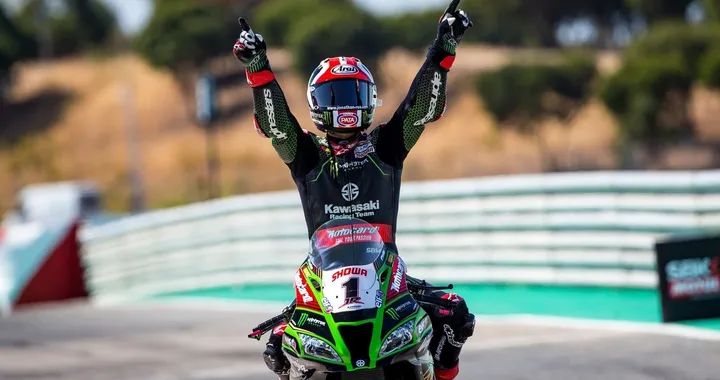SBK: Rea firma la tripletta a Portimao