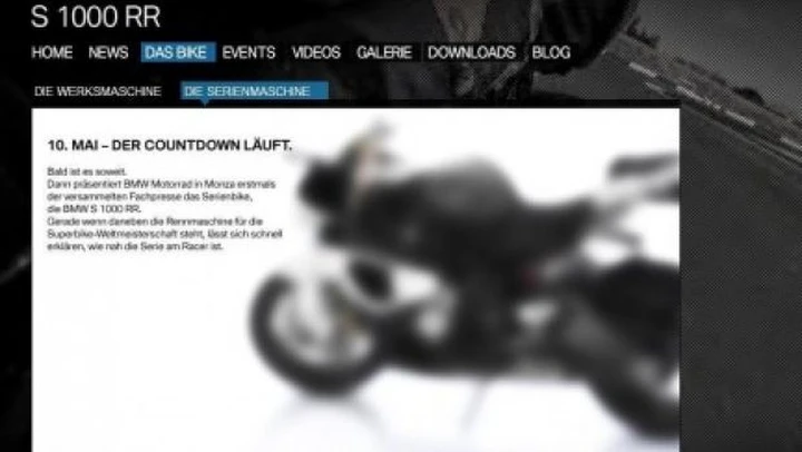 BMW S1000RR Stradale svelata ufficialmente il 10 maggio?