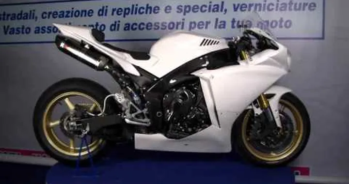 METZELER RACETEC SM OFFICIAL VIDEO