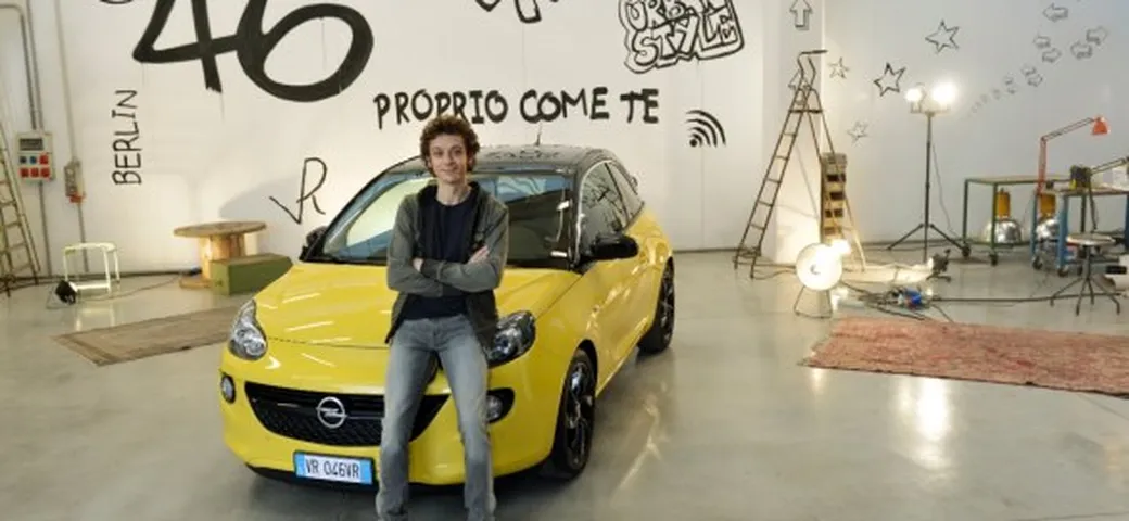 Valentino Rossi testimonial della nuova Opel Adam