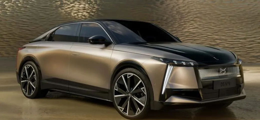 DS Automobiles sfida Rolls-Royce e Bentley con la nuova DS N°8
