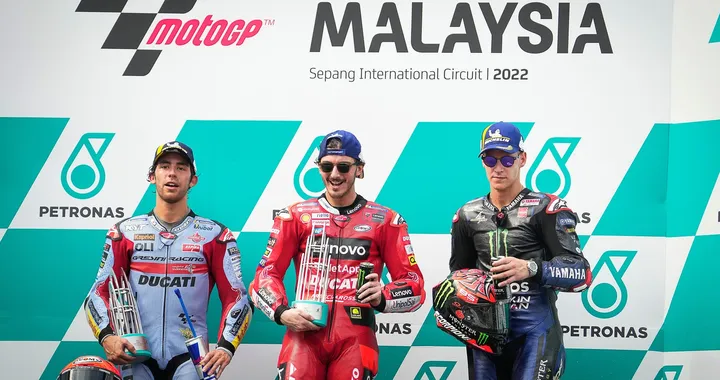 MotoGP Malesia 2022: vince Bagnaia, ma Quartararo c'è!