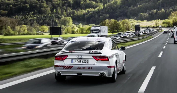 Nuove tecnologie Audi per la guida pilotata