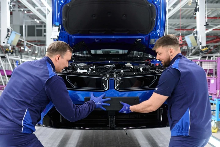 BMW, la fabbrica di Monaco adesso è solo per auto elettriche