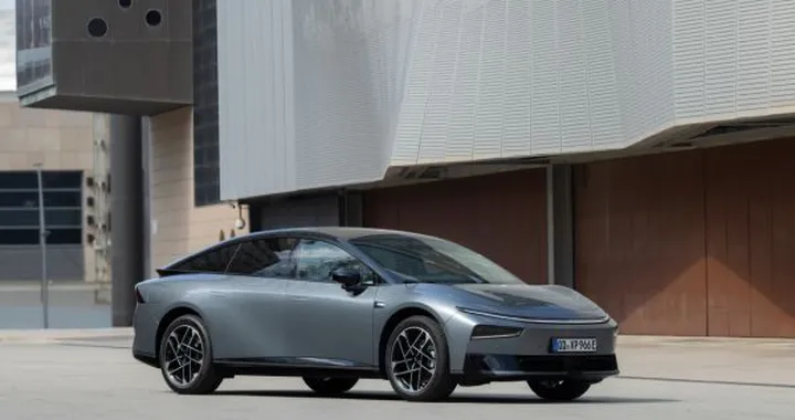 Debutta XPENG P7+: autonomia fino a 530 km e 3.020 kWh di ricarica gratuita