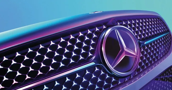 Mercedes smentisce le voci: nessun accordo con BMW