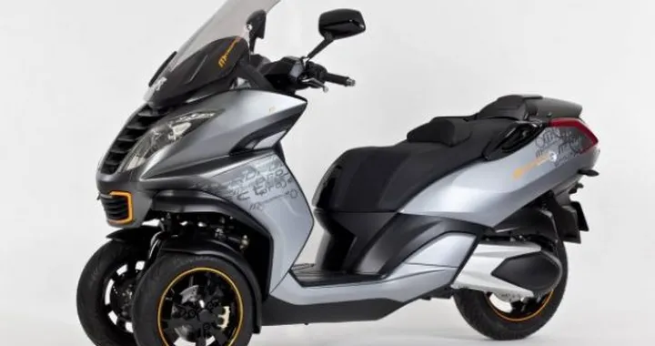 Peugeot Metropolis 400i: Salone Eicma Milano 2011