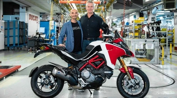 Ducati festeggia la Multistrada n°100.000!