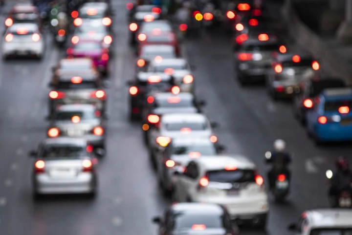 Esodo Pasqua 2025: traffico, meteo e divieti per un weekend da bollino rosso