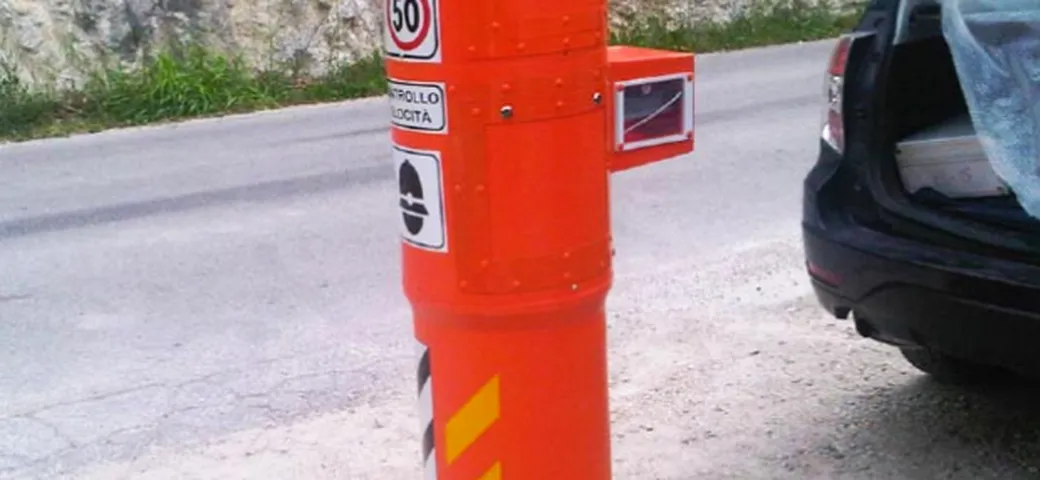 Alcuni Velo Ok montati a Roma si trasformano in cestini