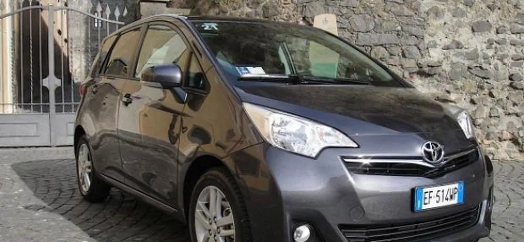 Toyota Verso-S: prova su strada