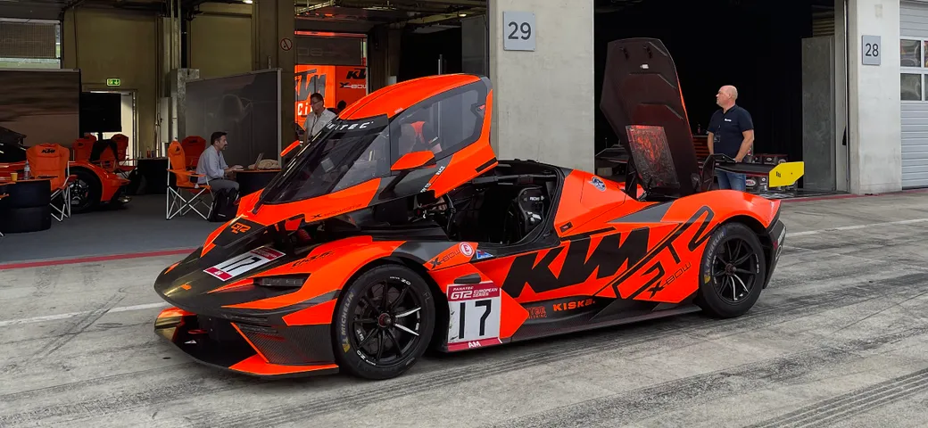 KTM X-BOW GT XR: nata dalla pista per le strade di tutti i giorni
