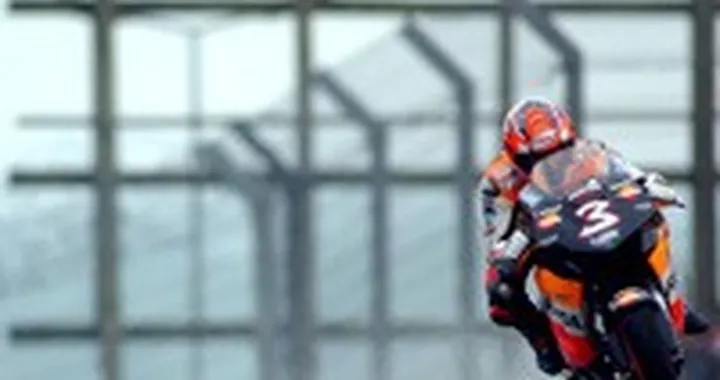 Max Biaggi senza moto diventa un caso politico?