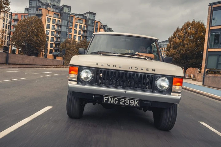 Range Rover Classic Reborn by Kingsley Cars: restomod elettrico