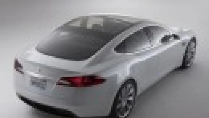Tesla Model S: video intervista con il designer Franz von Holzhausen