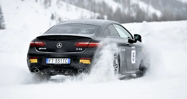 Mercedes-Benz 4MATIC Tour 2020: Winter is our Game