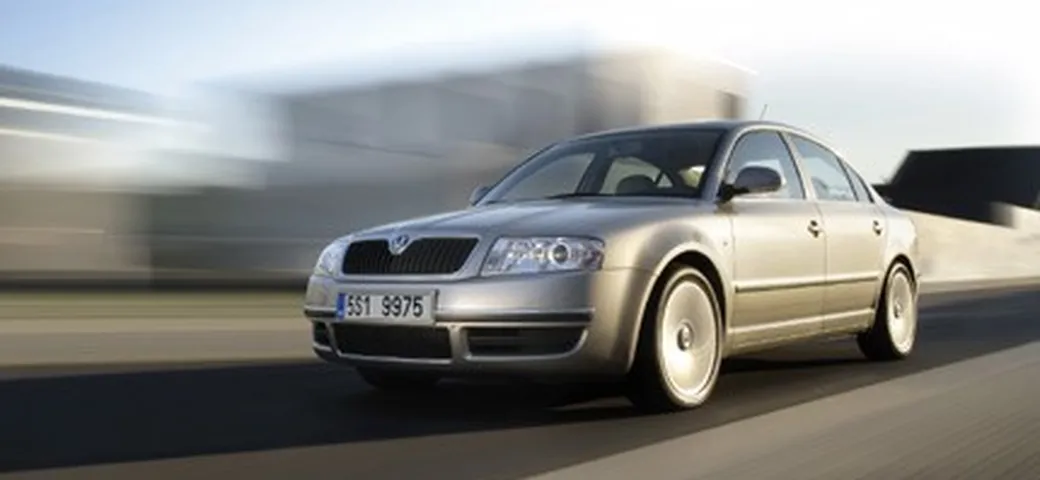 La Skoda Superb si rinnova
