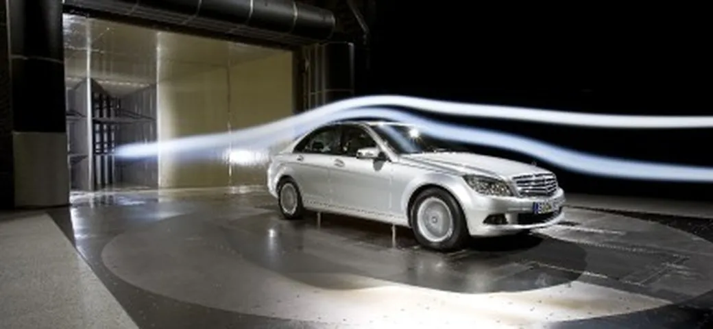 Mercedes Classe C BlueEfficiency, i prezzi in Germania: meno peso, meno accessori, listini più bassi