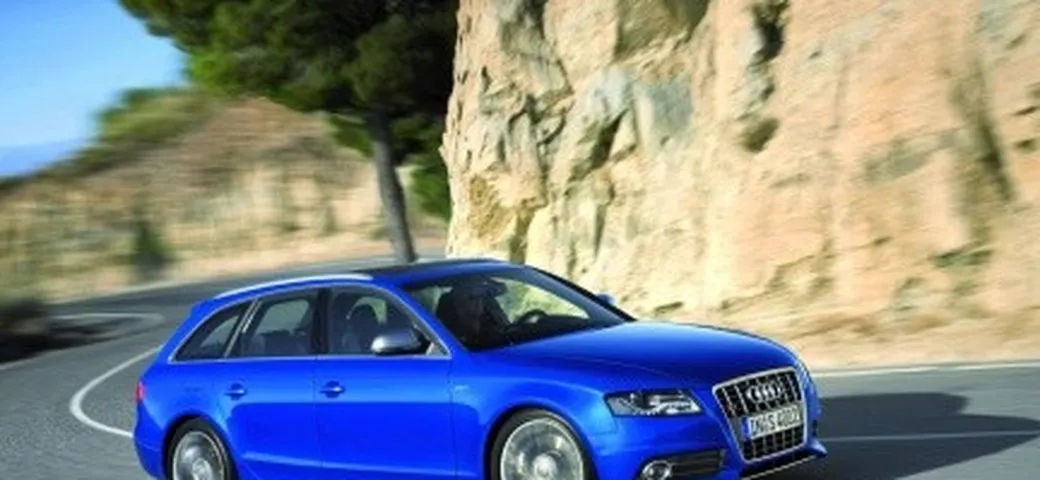 Audi S4: prove su strada