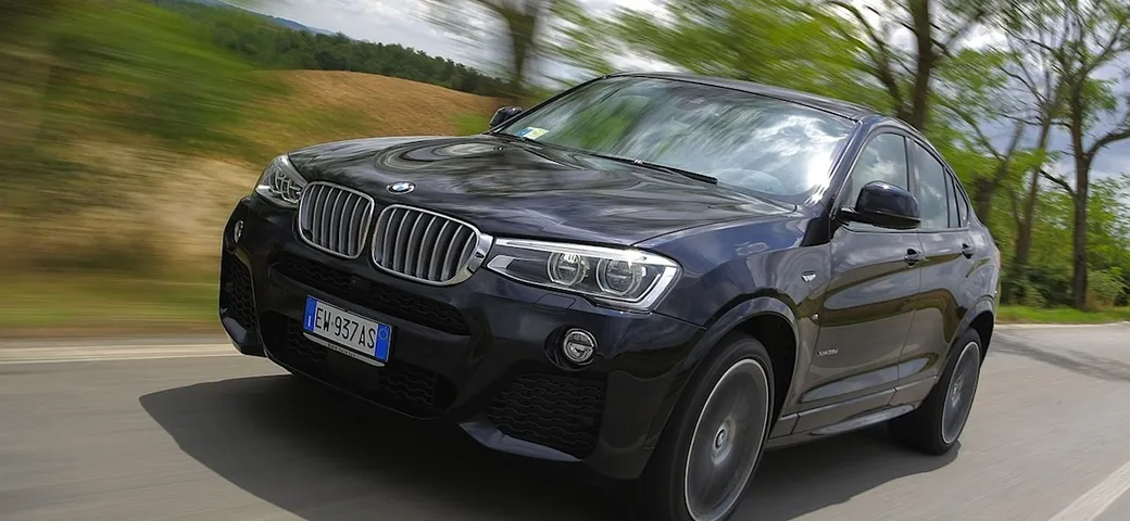 BMW X4: prova su strada primo contatto