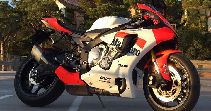 Yamaha R1 Replica della YZR500 di Wayne Rainey